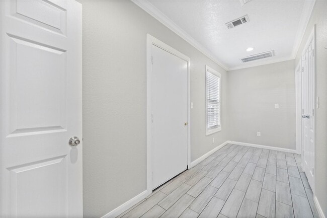 Building Photo - 7941 Goode St