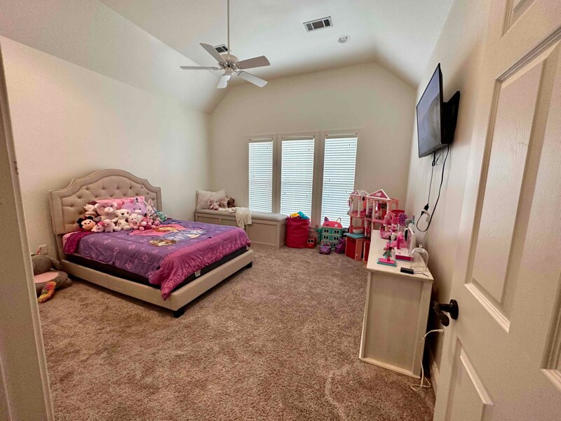 Building Photo - 360 Indian Hills Dr