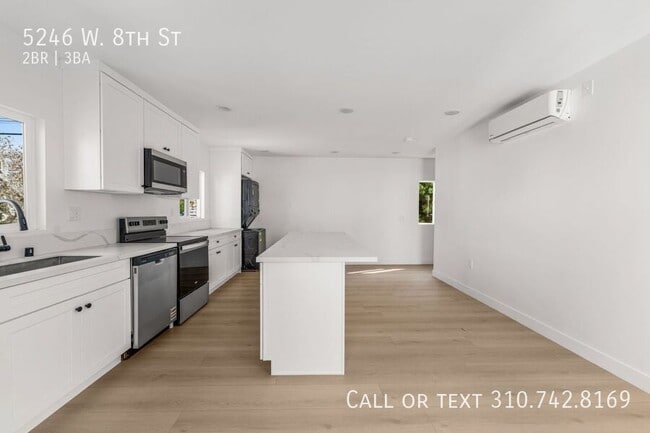 Building Photo - 5246 W 8th St