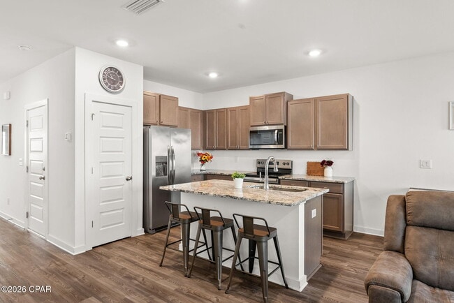 Building Photo - 5899 Tyndall Pl