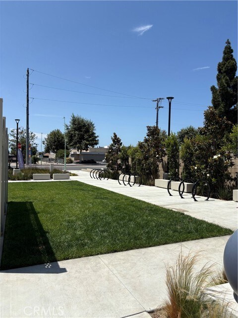 Building Photo - 7267 Aura Cir