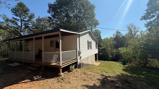 Building Photo - FRENCH VILLAGE RENTAL HOUSE - Private Home...