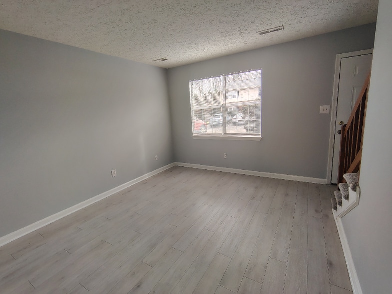 Building Photo - 22 Fonda Dr