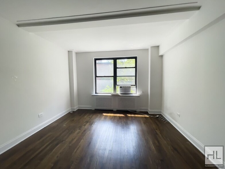 Building Photo - EAST 38 STREET