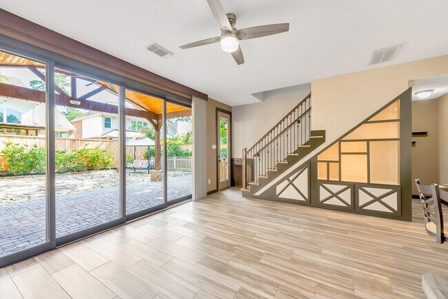 Building Photo - 18 N Star Ridge Cir