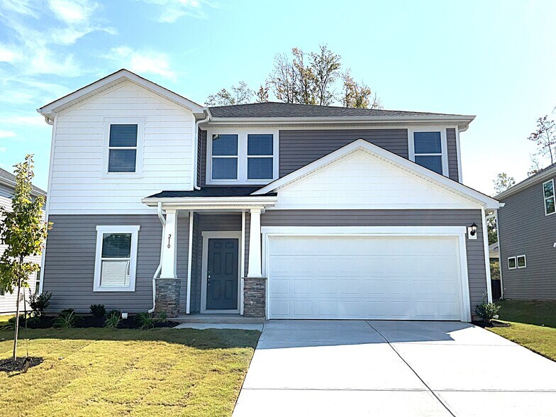 Primary Photo - 210 Granby Trl