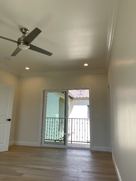 Building Photo - 203 S Meridith Ave