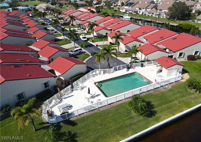 Building Photo - 3830 Bal Harbor Blvd