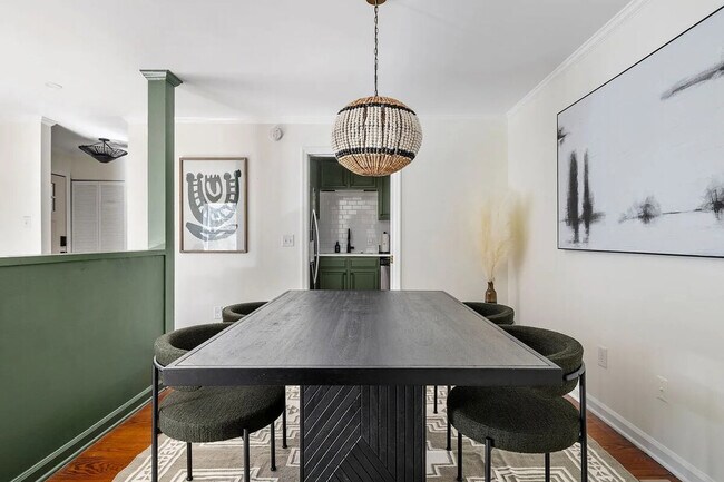 Building Photo - 4 Gateway Walk