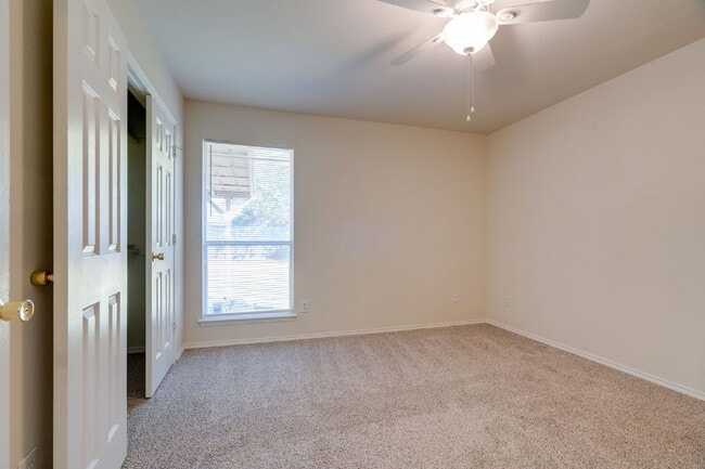 Building Photo - "Beautiful Single-Story Featuring an Office, Open-Concept Design, Dual Living Areas and a Large O...