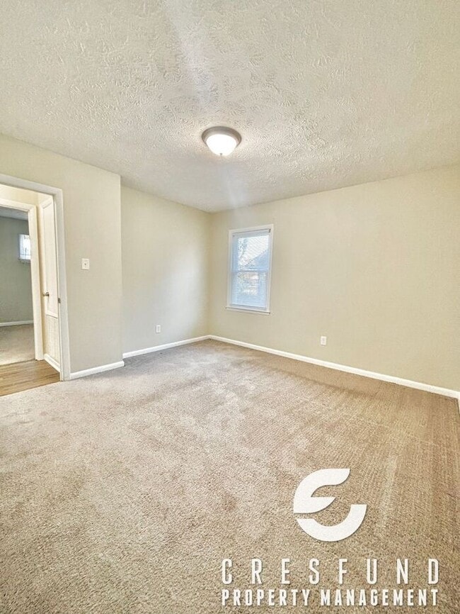 Building Photo - Commuter’s Dream! Gorgeous 3BR/2BA Home by...