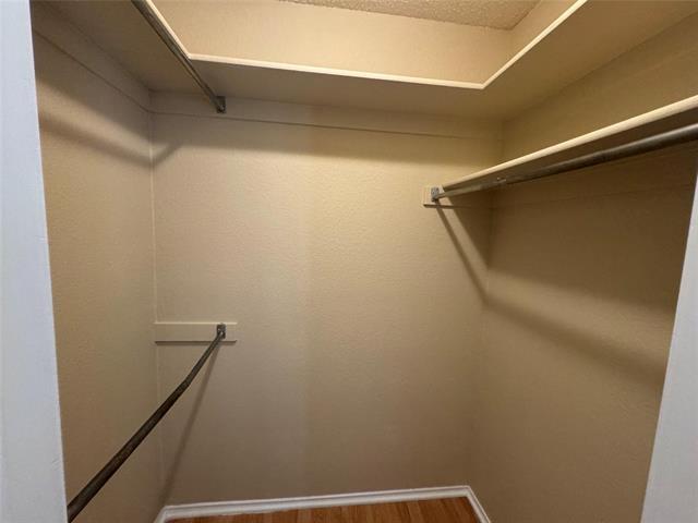 Building Photo - 7021 Spoonbill Ct