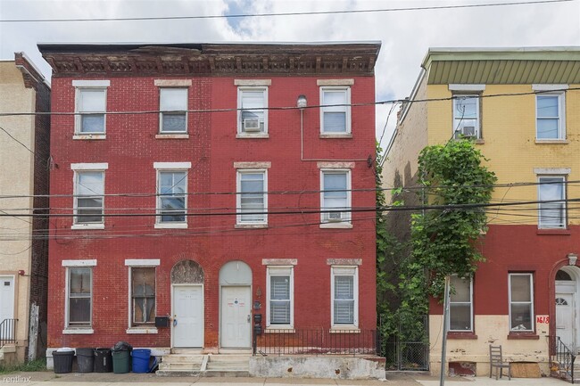 Building Photo - 3 br, 1 bath Triplex - 1616 WILLINGTON ST ...