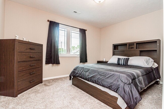 Building Photo - Please View 3D Virtual Walk-Through Before Scheduling a Showing