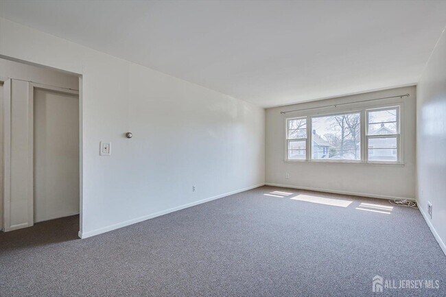 Building Photo - 52 Johnson Ave