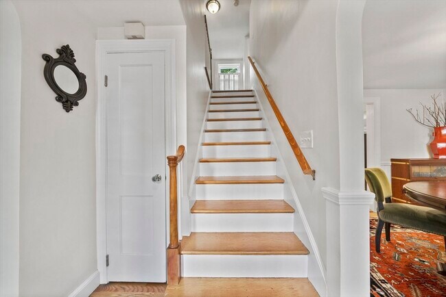 Building Photo - 83 Forbes Hill Rd