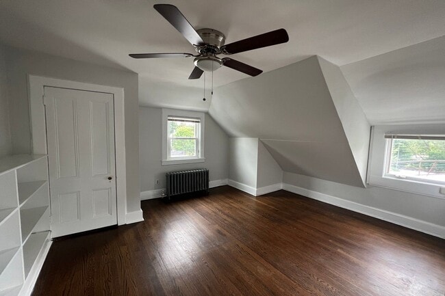 Building Photo - 206 Bellevue Ave