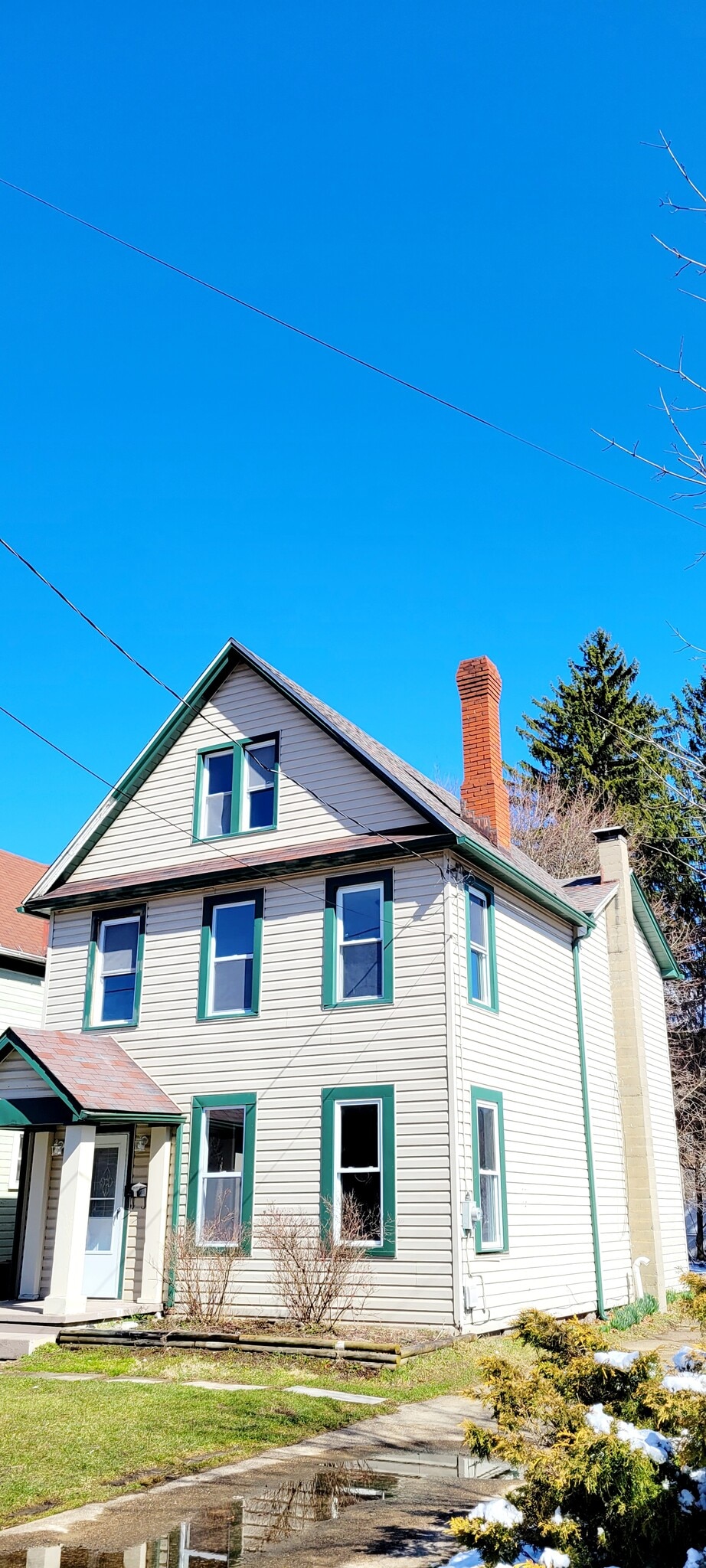 Building Photo - 1034 Buffalo St