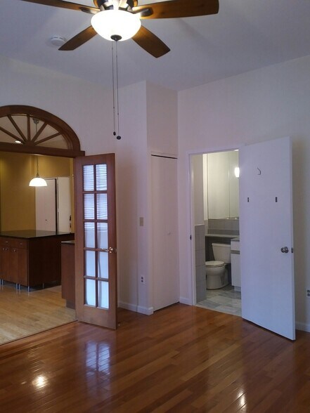 Master Bdrm with Private Full Bath - 111 Mulberry St