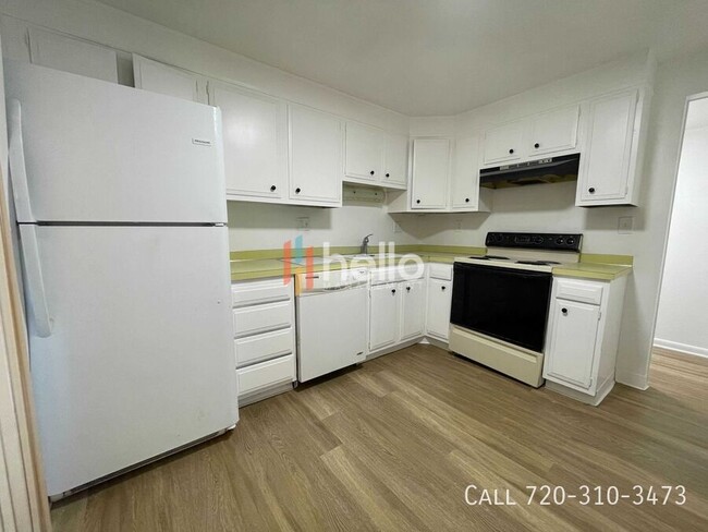 Building Photo - 12121 W Nevada Dr