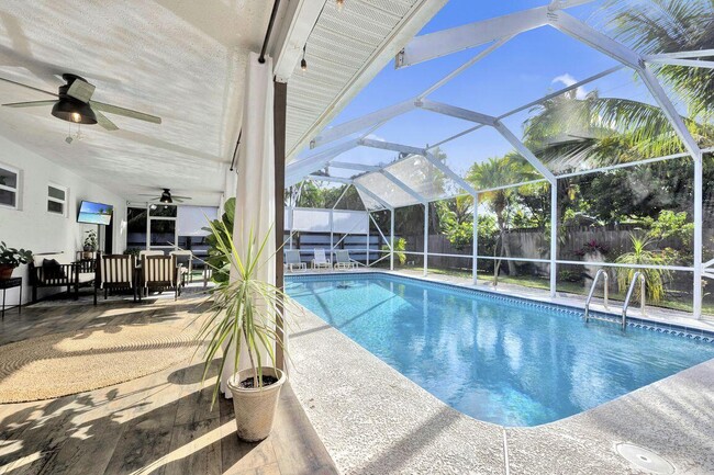 Primary Photo - 1104 NW 12th Terrace