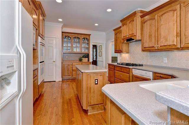 Building Photo - 116 Westbury