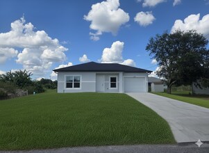 Building Photo - Brand new 2/2/1 SW Lehigh Acres