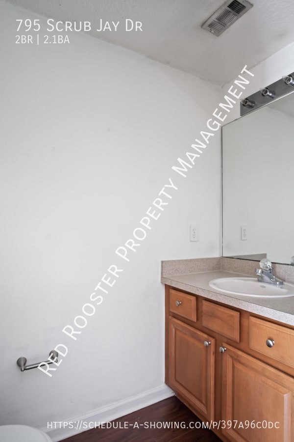 Building Photo - 795 Scrub Jay Dr