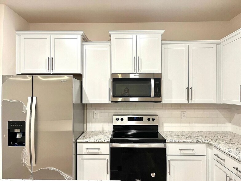 Building Photo - 1728 Arapahoe Ridge Dr