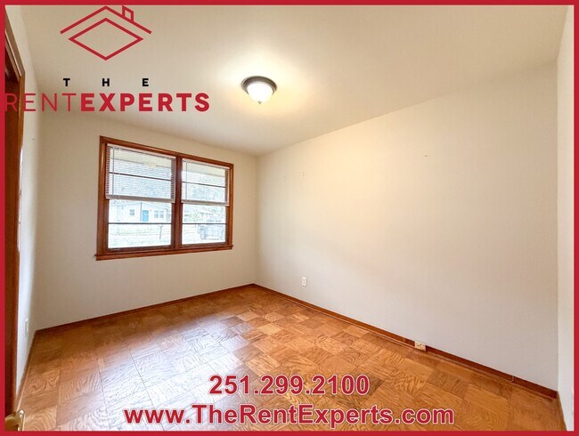 Building Photo - 5301 S David Langan Dr