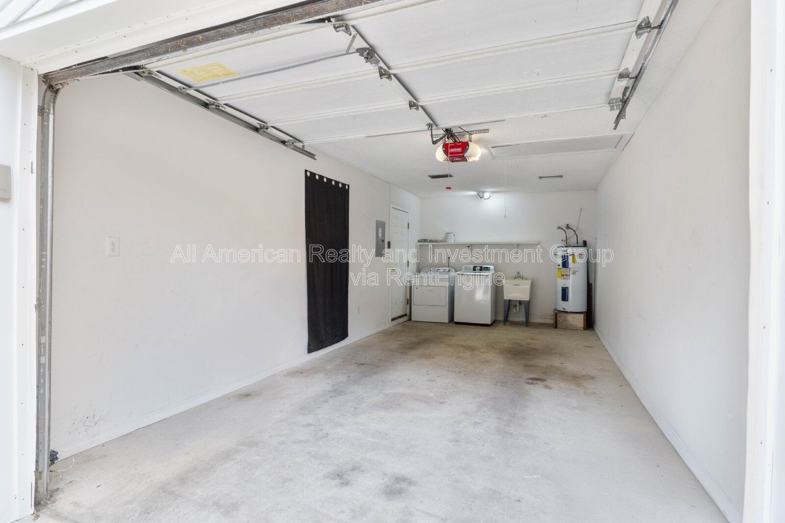 Building Photo - 104 Hydac Rd