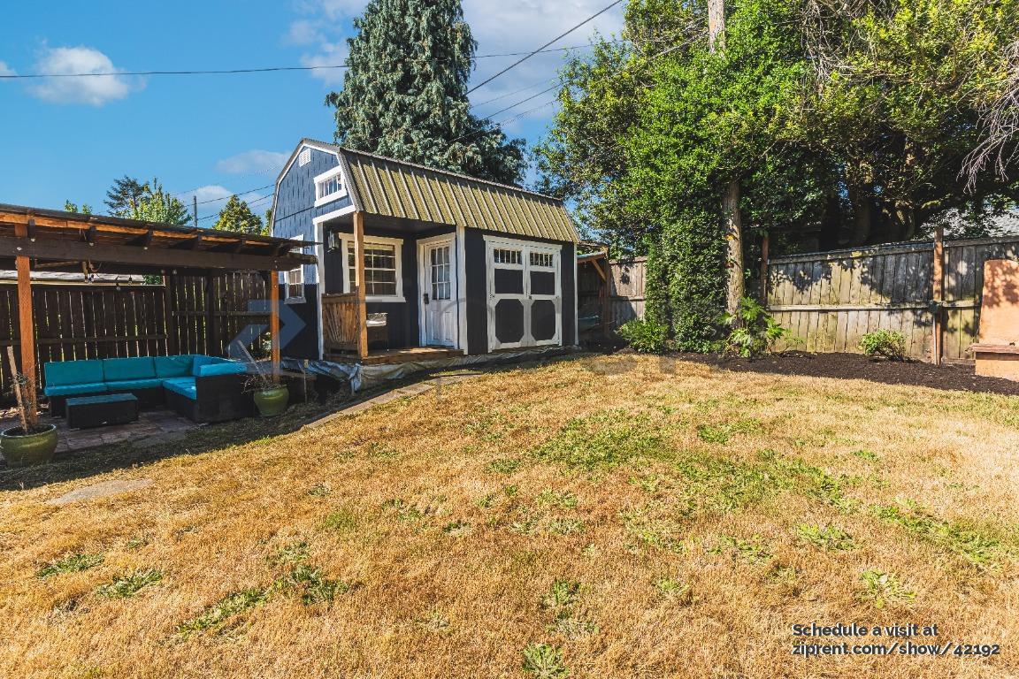 Building Photo - 4915 NE 78th Ave