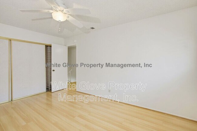 Building Photo - 9596 Bickley Dr