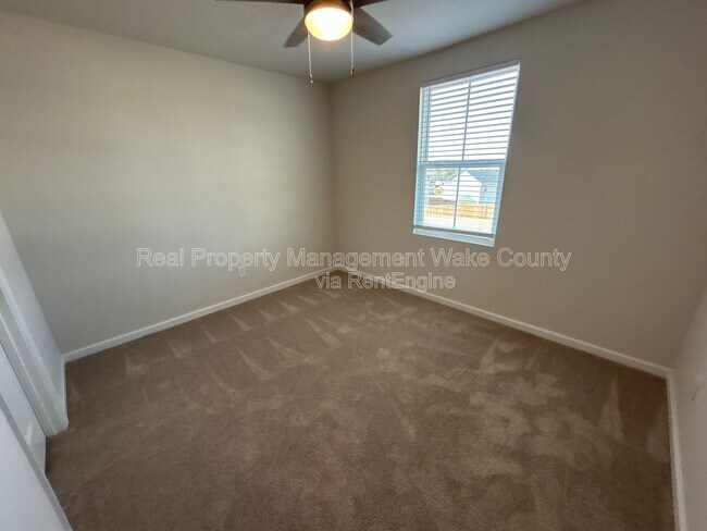 Building Photo - 262 Hunting Wood Dr