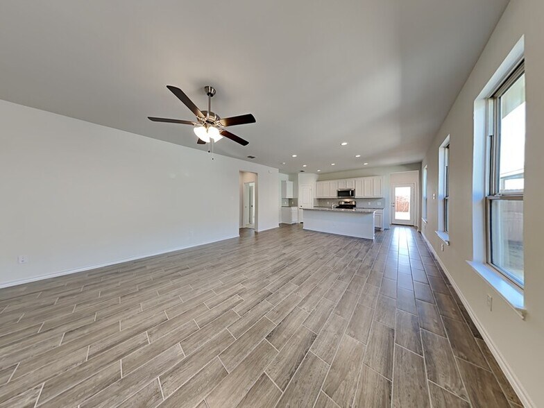 Building Photo - 1629 Briar Hunt Dr