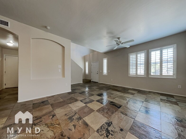 Building Photo - 3003 W Perdido Way
