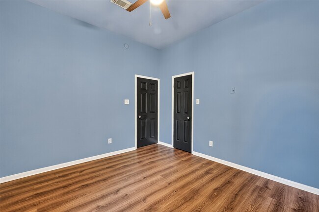 Building Photo - 16431 Red Crest Dr