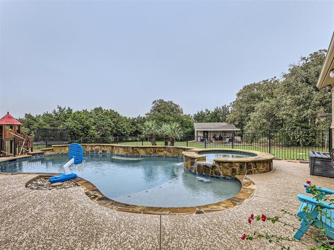 Building Photo - 205 Quarry Lake Estates Dr