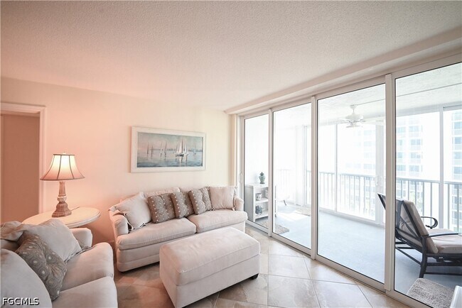 Building Photo - 7146 Estero Blvd