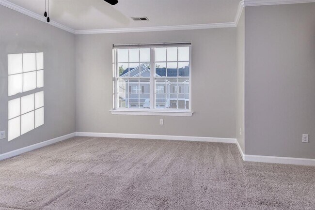 Building Photo - 107 Bicameral Ln