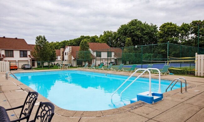 Building Photo - 1397 Sanzon Dr