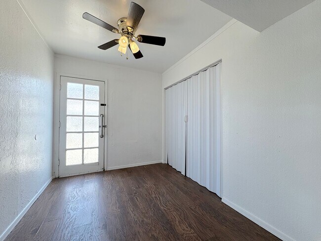 Building Photo - Northeast El Paso 4 Bed Refrig A/C