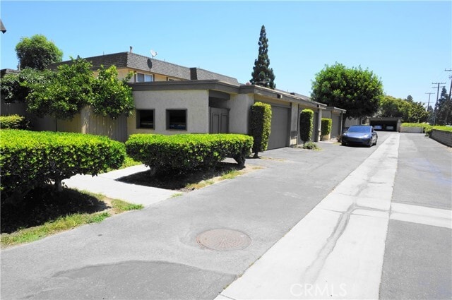Building Photo - 2015 E Saddlewood Ln