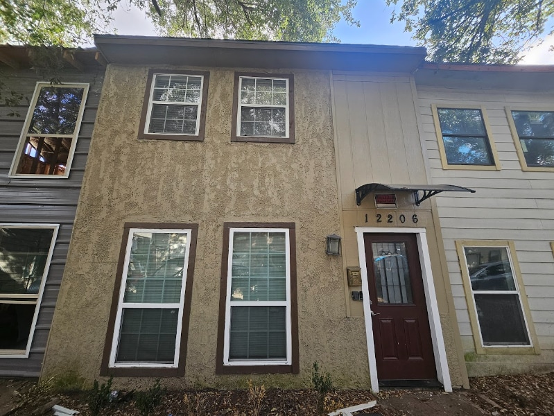 Building Photo - 12206 Northwood Forest Dr