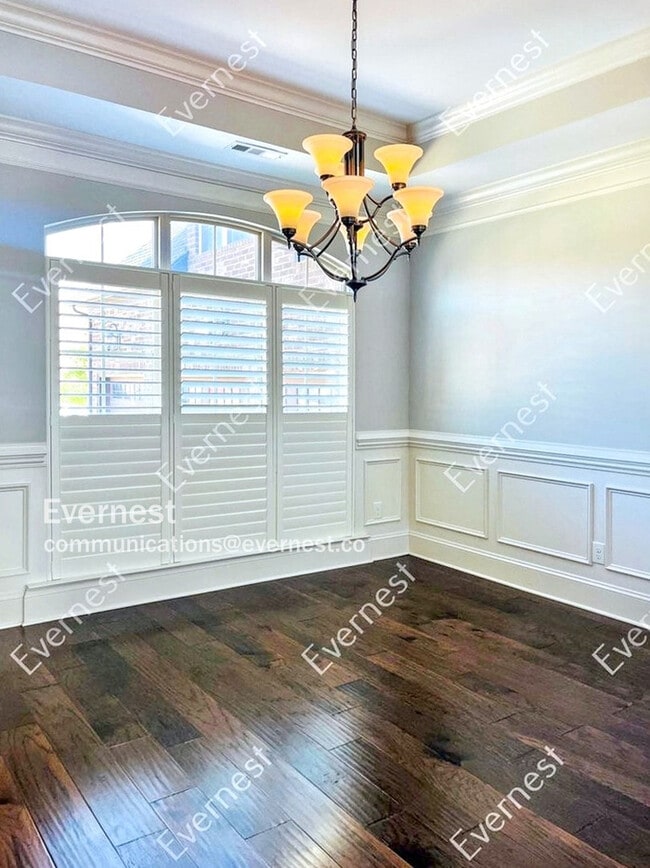 Building Photo - 2141 Sugar Mill Dr