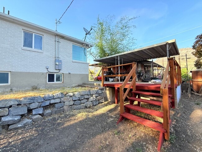 Building Photo - 345 W 1300 N