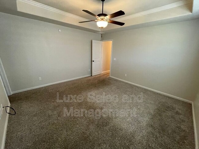Building Photo - 9501 Ashford Dr