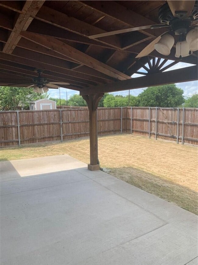 Building Photo - 5416 Pandale Valley Dr