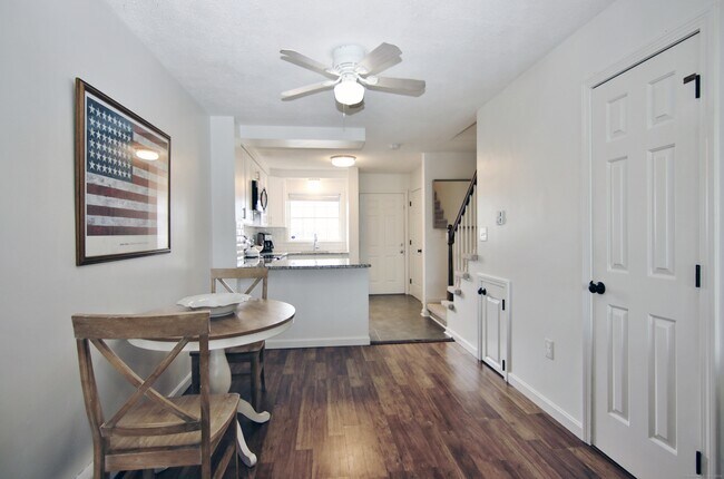 Building Photo - 256 Washington Blvd