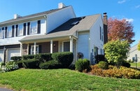 Building Photo - 2629 College Hill Cir